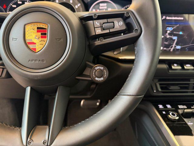 PORSCHE 911 Turbo S Coupé //PARI AL NUOVO//