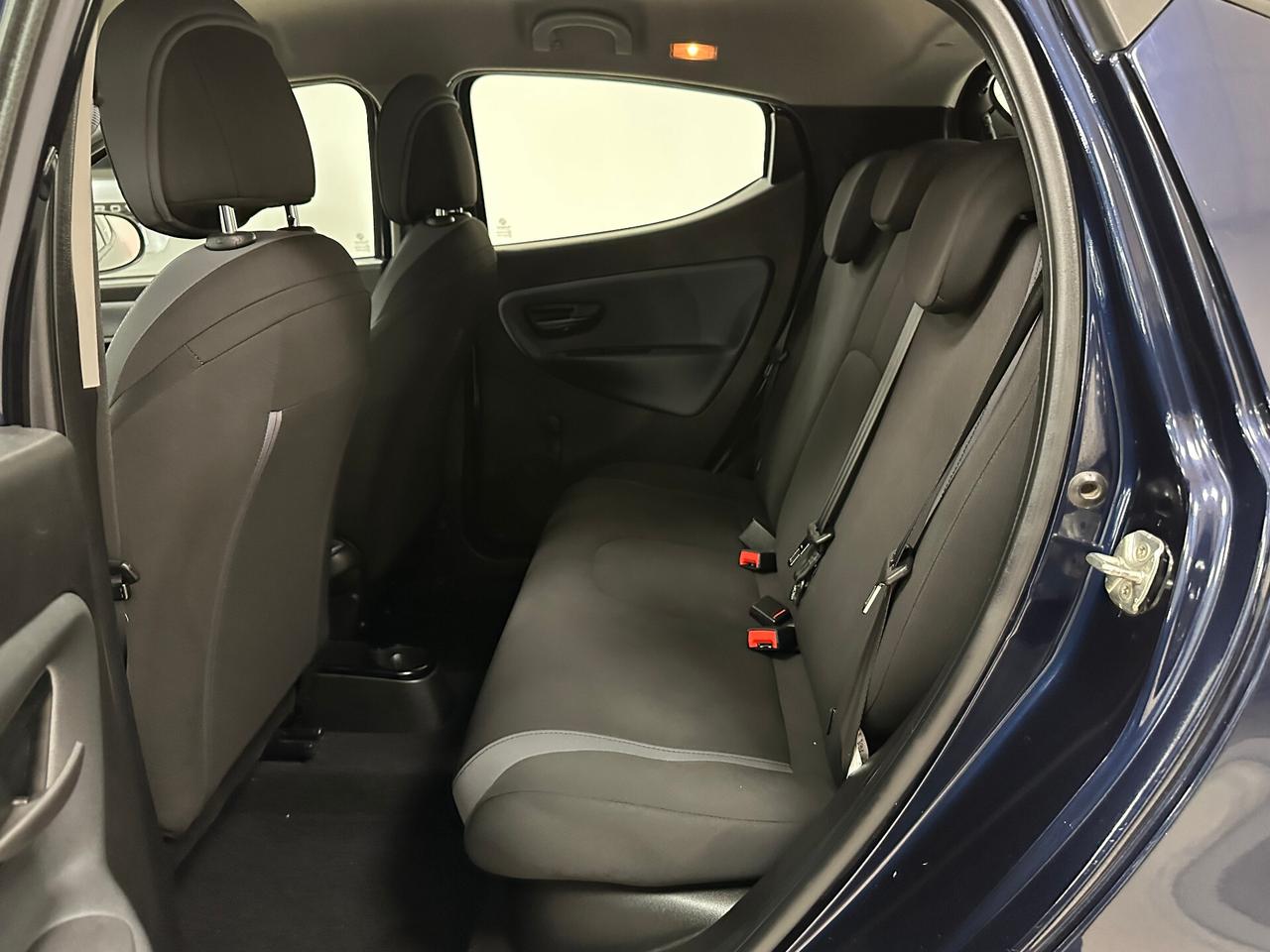 Lancia Ypsilon 1.3 MJT 16V 95 CV 5 porte S&S Gold - 2016