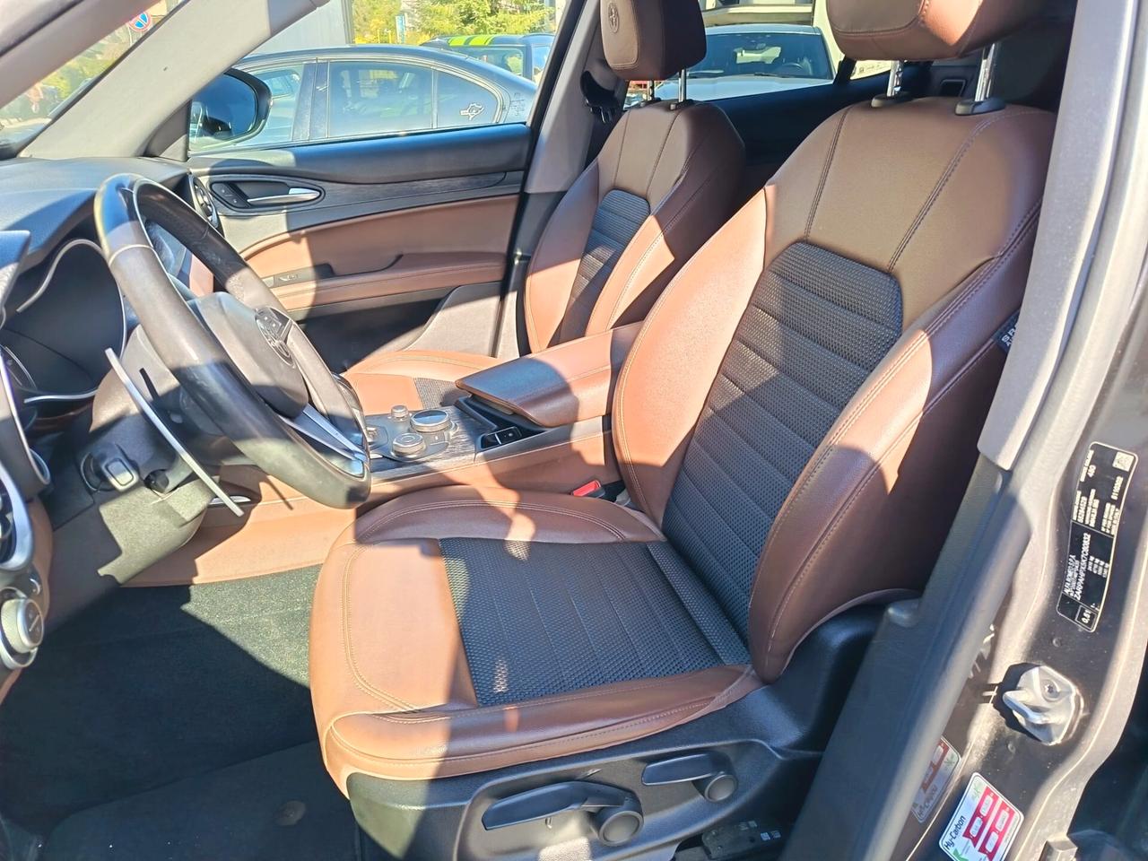 Alfa Romeo Stelvio 2.2 Turbodiesel 210 CV AT8 Q4