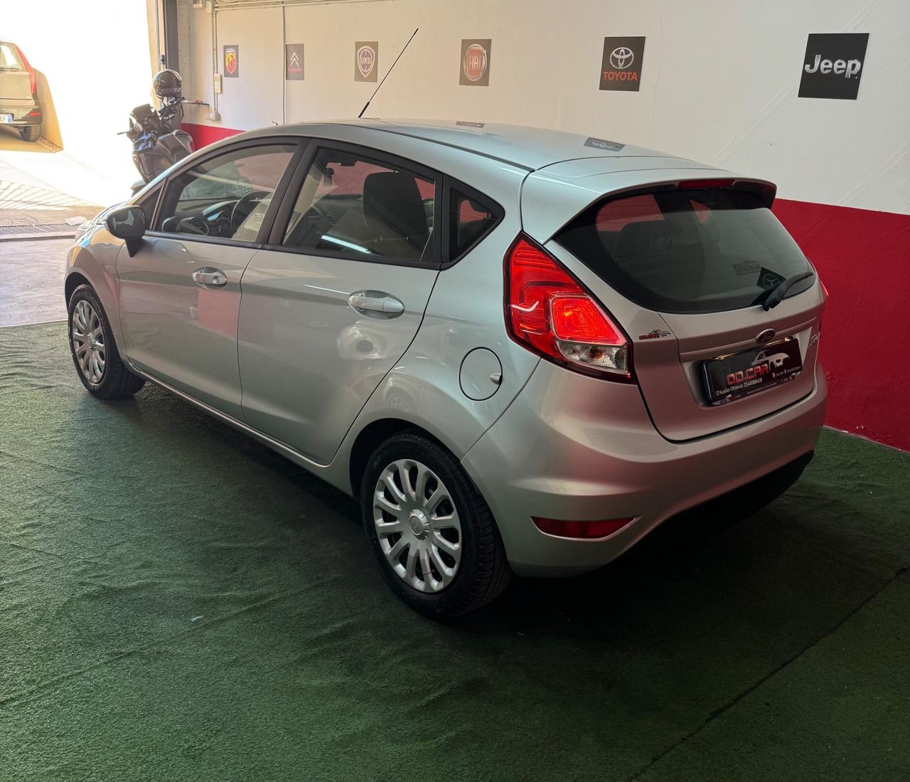 Ford Fiesta 1.5 TDCi 75CV 5 porte Titanium
