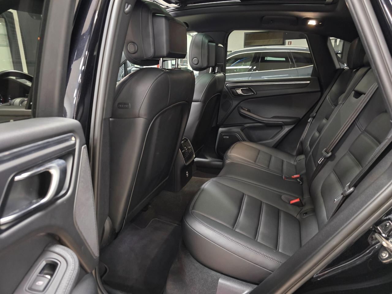 Porsche Macan 2.0 265cv (Tetto panorama)