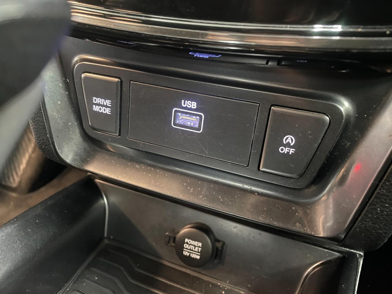 Ssangyong Tivoli UNICO PROPRIETARIO - AUTOMATICA