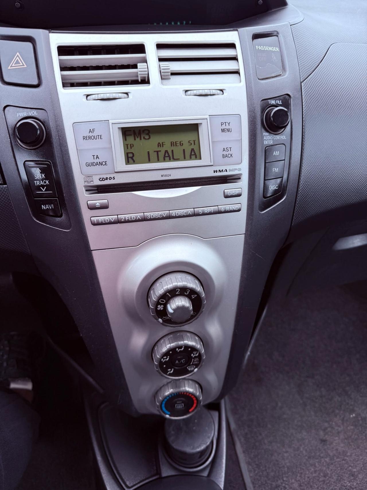 Toyota Yaris 1.3 3 porte Sol