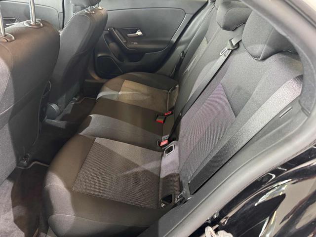 MERCEDES-BENZ CLA 220 d Automatic Sport