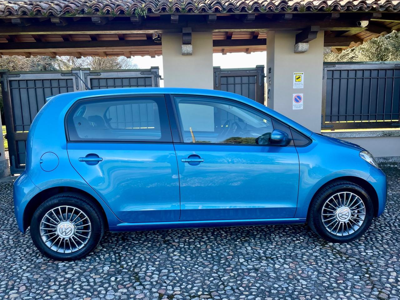 Volkswagen up! 1.0 75 CV *NUOVA SOLO 14000 KM*