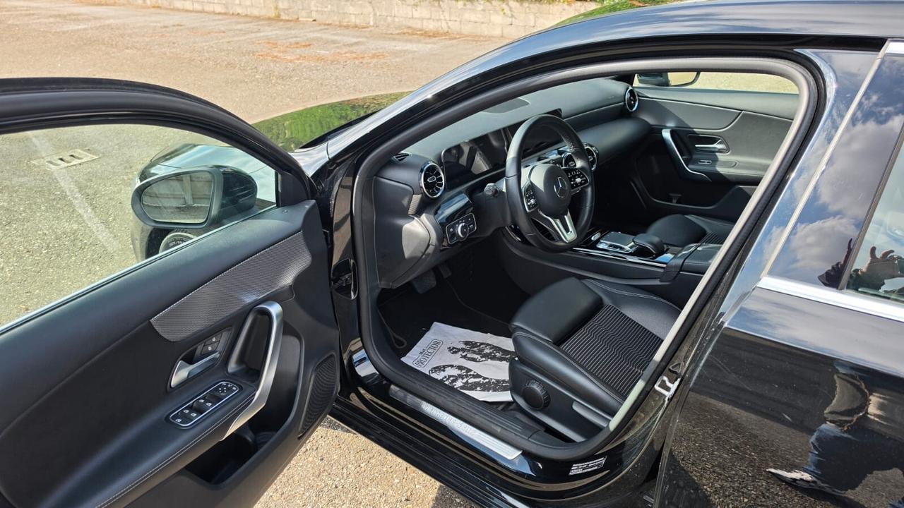 Mercedes-benz A 180 d Automatic Premium