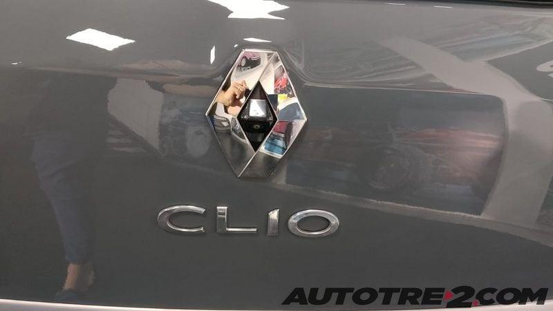 Renault Clio Clio 0.9 tce Moschino Zen Gpl 90cv