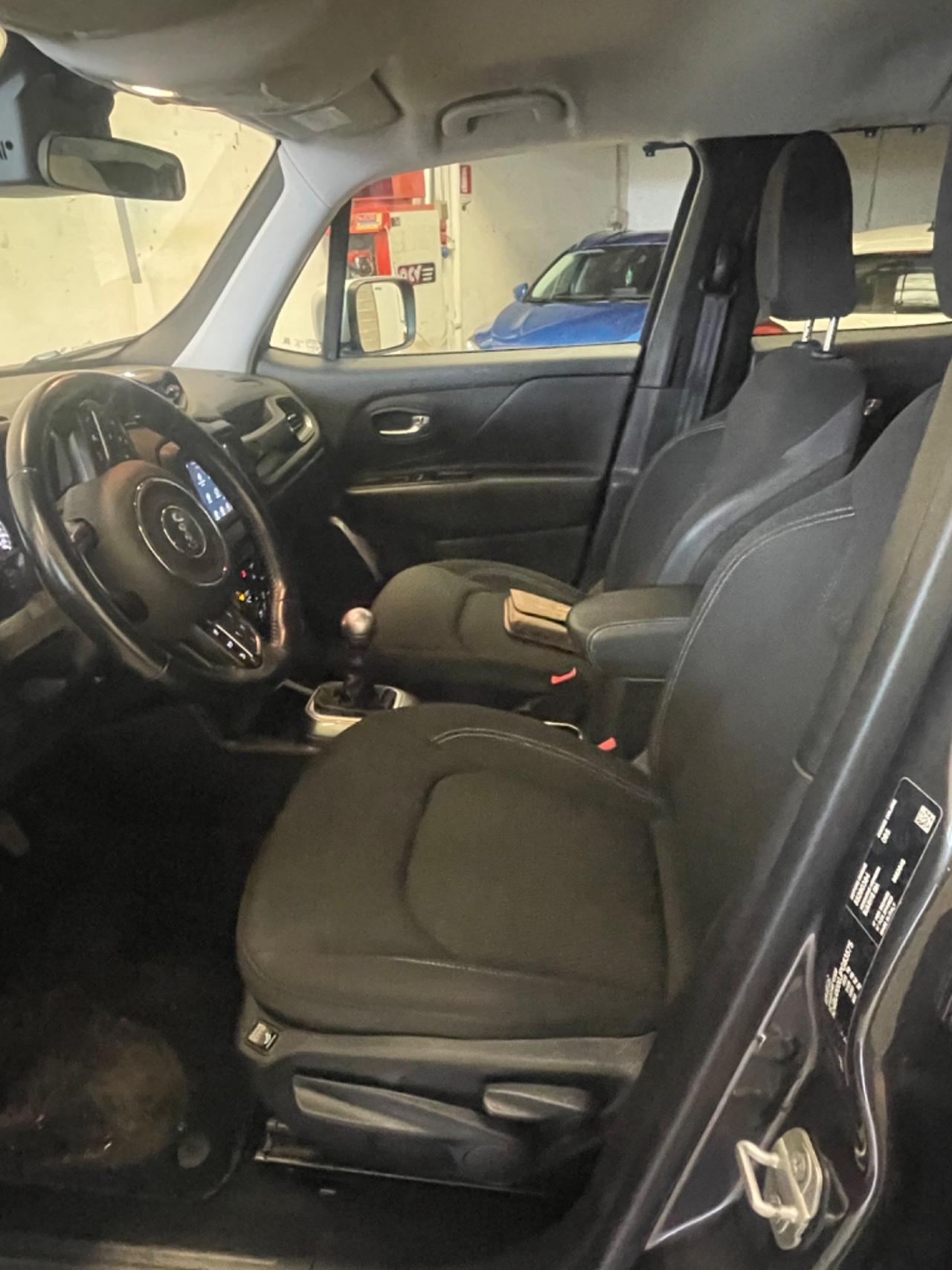 Jeep Renegade 1.6 Mjt 120 CV anno 2018 .€13800