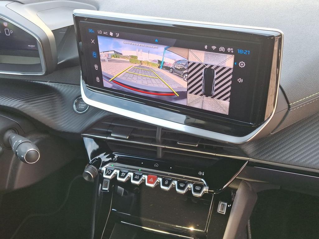 Peugeot 208 1.2 hybrid GT 136cv e-dcs 6