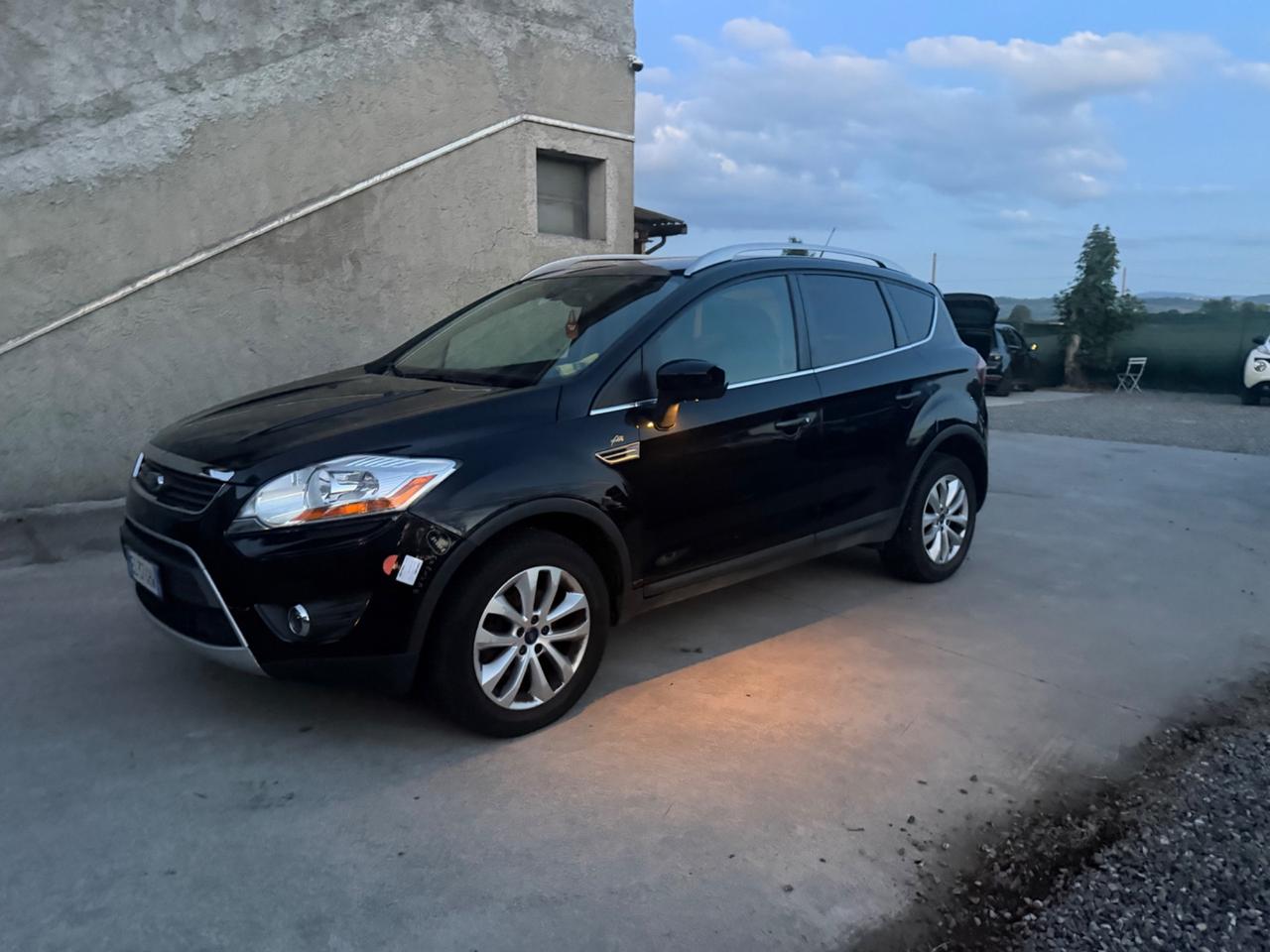 Ford Kuga 2.0 TDCi Titanium Automatico
