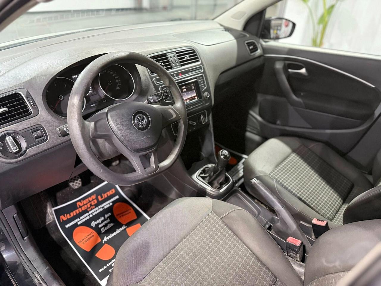 Volkswagen Polo 1.4 TDI 75cv Comfortline 2015