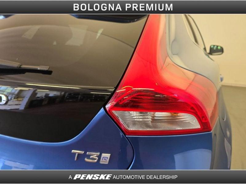Volvo V40 T3 Geartronic R-design