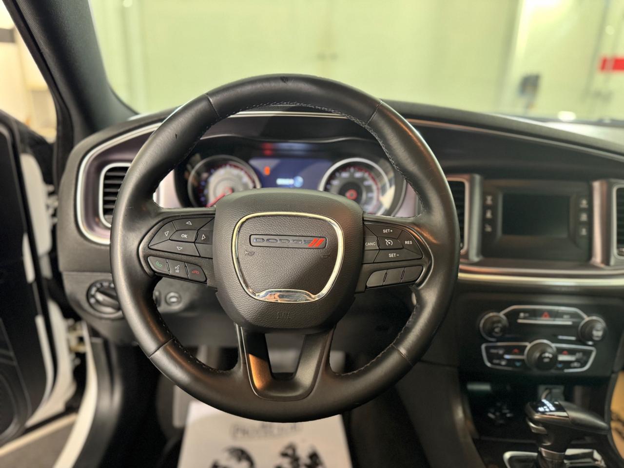 Dodge Charger 3.6 L V6 SXT ' CERCHI 22 '
