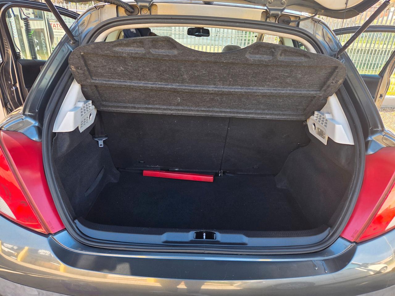 Peugeot 207 1.6 Hdi 2010