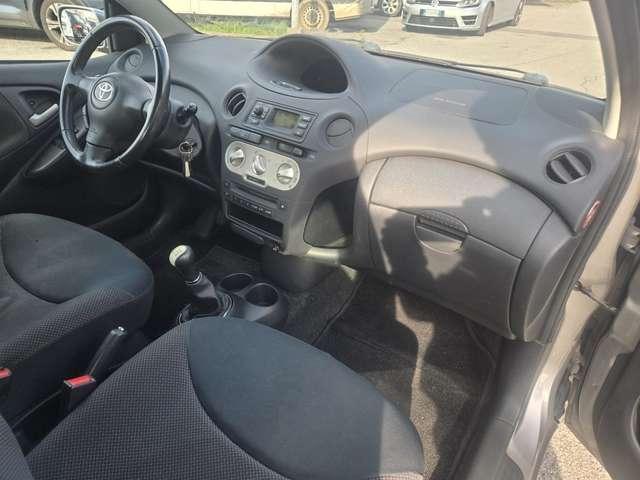 Toyota Yaris Yaris 3p 1.0