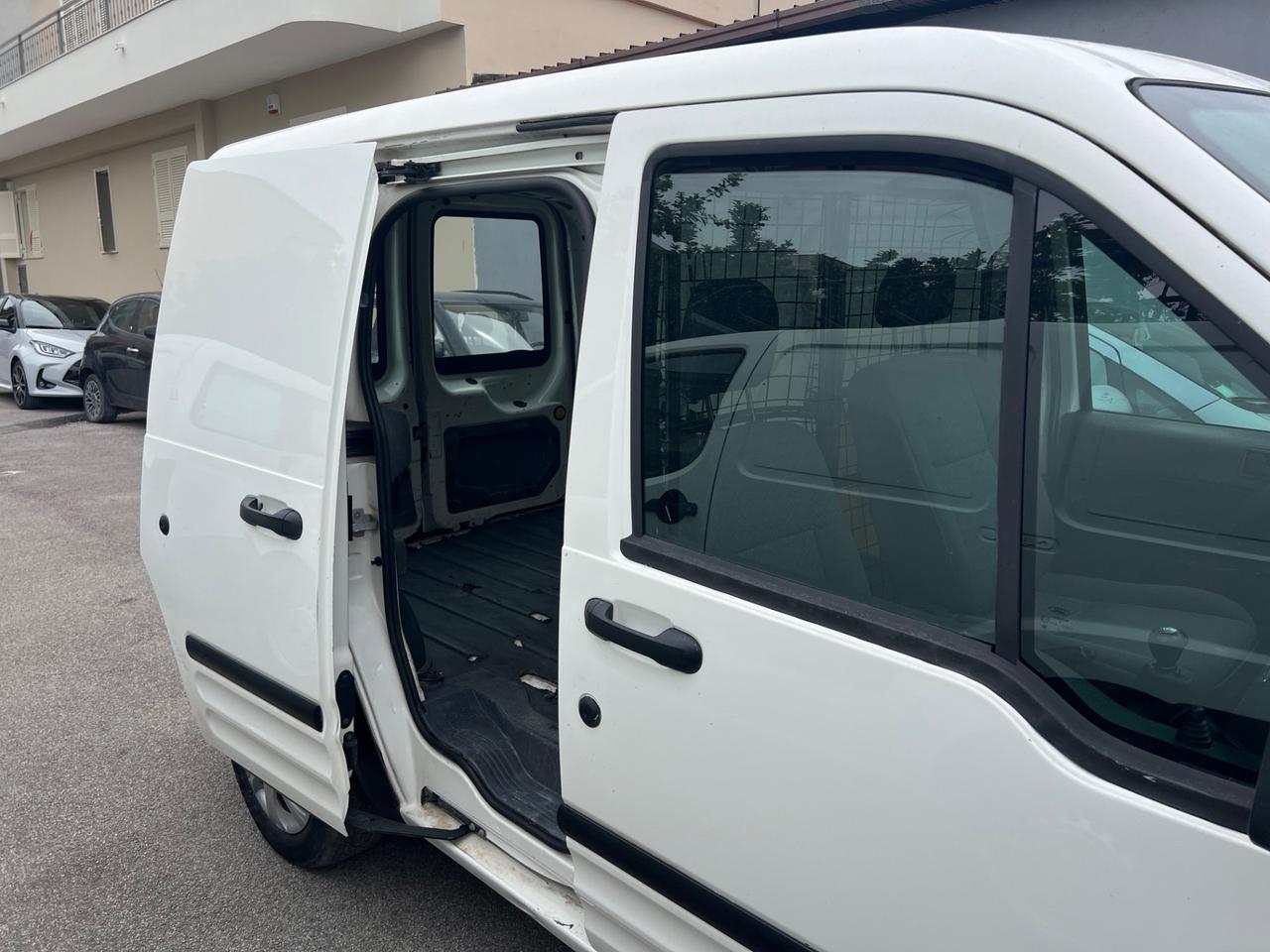 Ford Transit Connect Tourneo Connect 220L 1.8 TDCi cat PL Autocarro