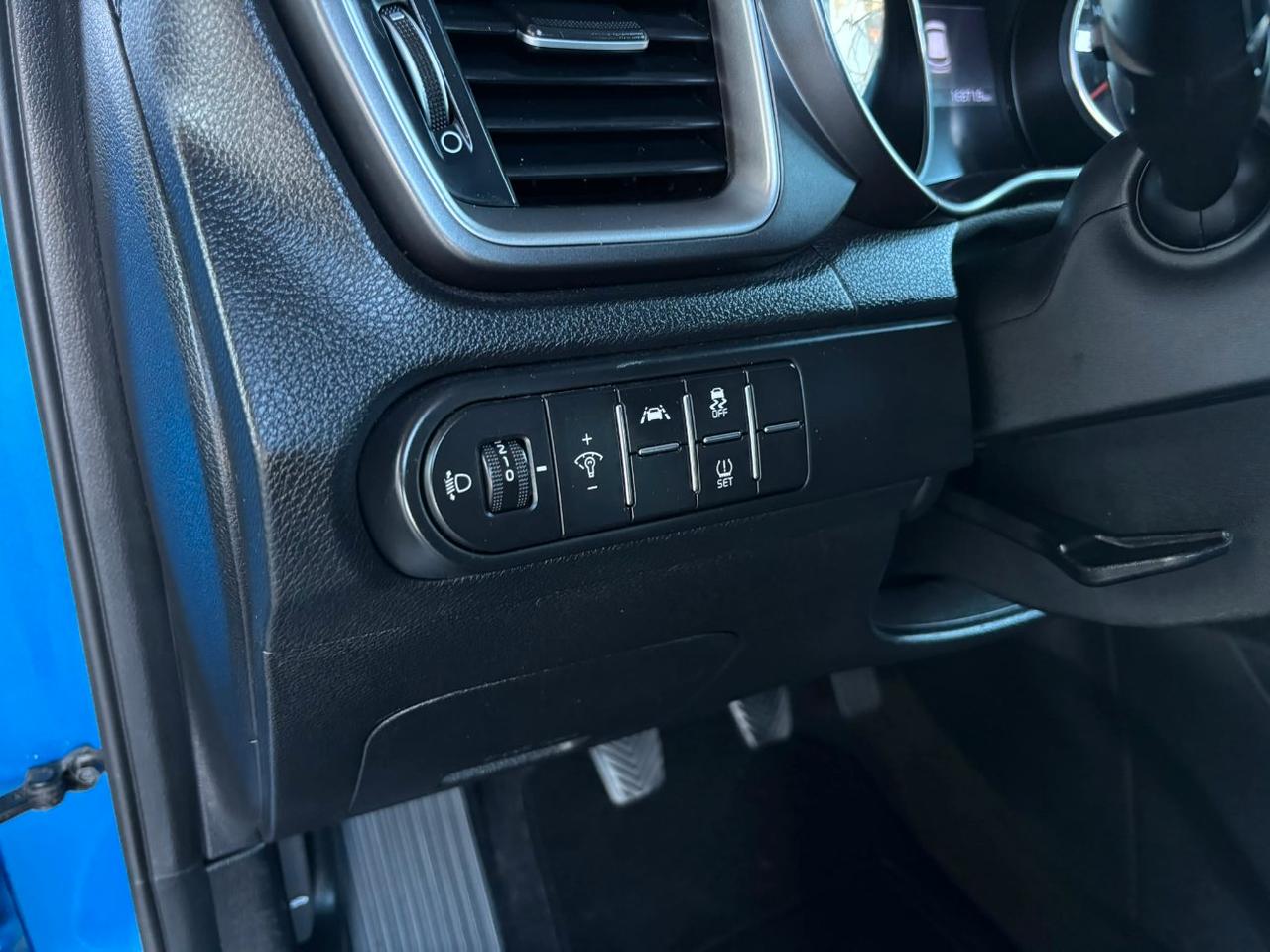 Kia Xceed 1.0 t-gdi Urban 120cv