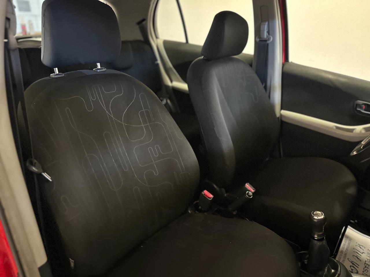 Toyota Yaris 1.0 5 porte Now NEOPATENTATI