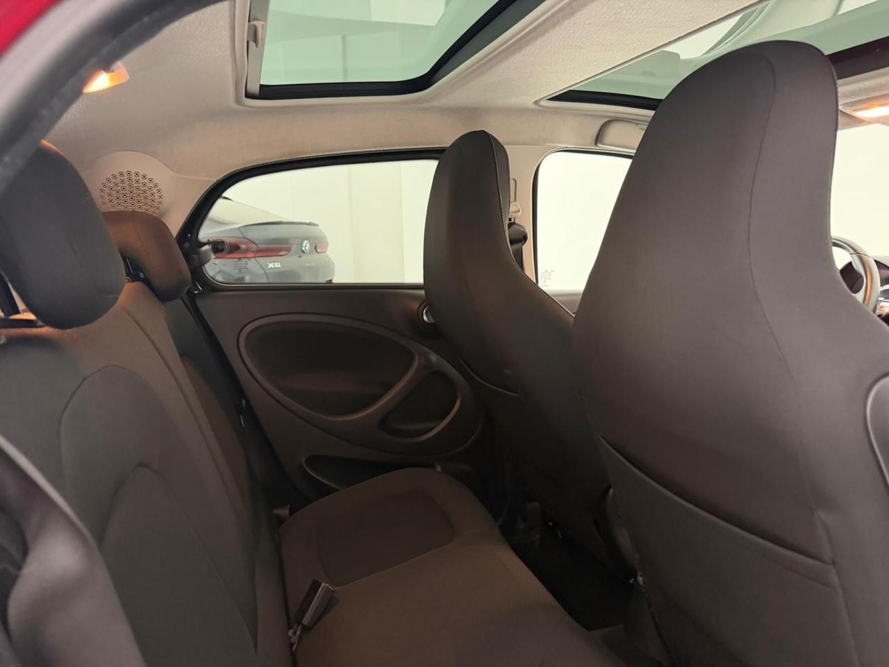 SMART FORFOUR PASSION AUTOMATICA TETTO PANORAMICO