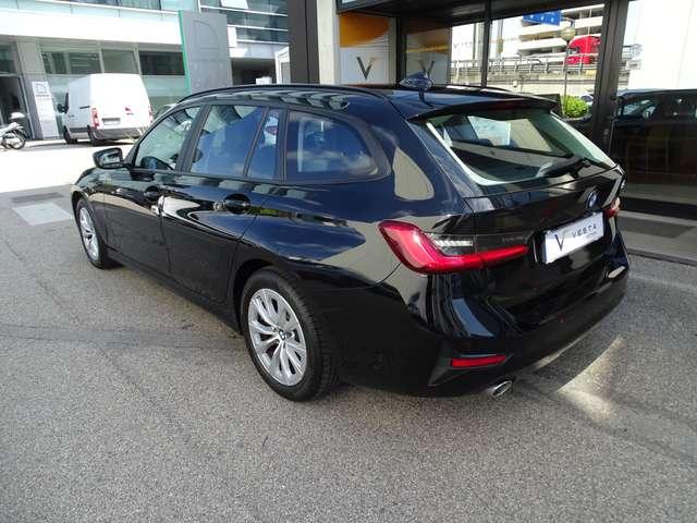 BMW 318 318d Touring mhev 48V Luxury auto