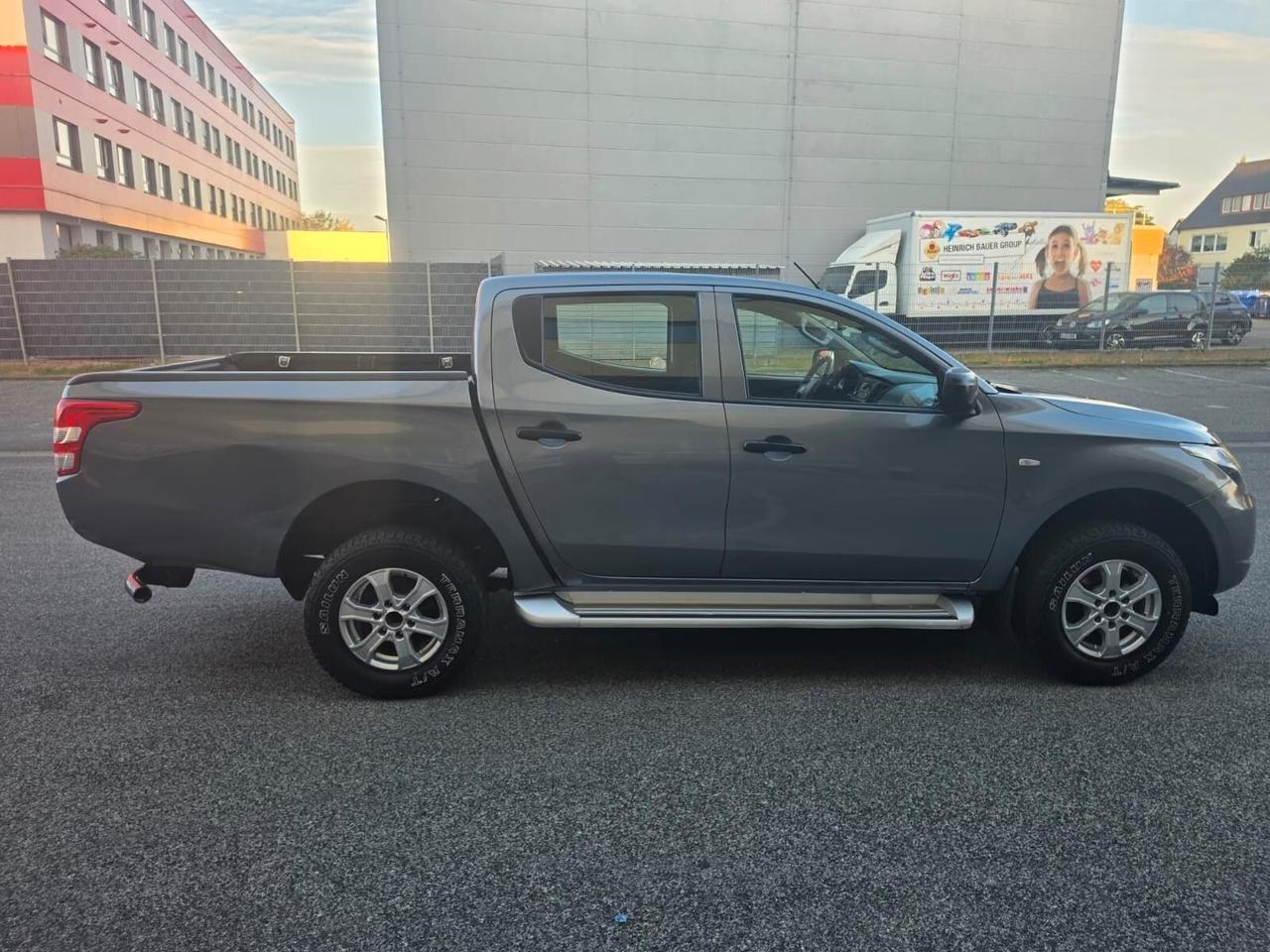 Mitsubishi L200 DC CLIMA CERCHI E GANCIO