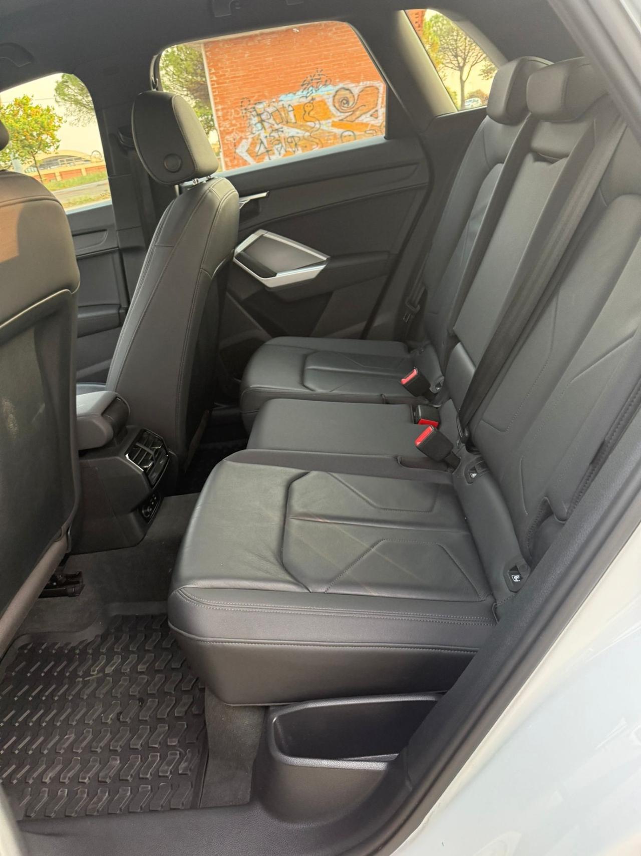 Audi Q3 35 TDI S tronic