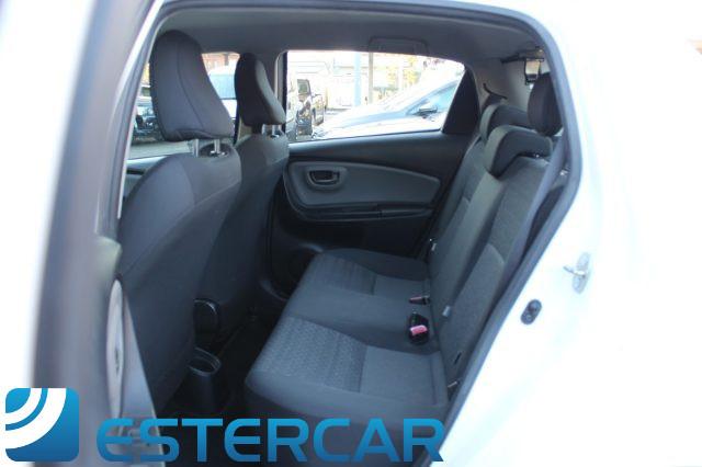 TOYOTA Yaris 1.0 5 porte