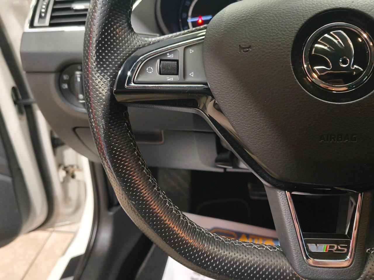 Skoda Octavia 2.0 TDI DSG Wagon RS 129.000 km