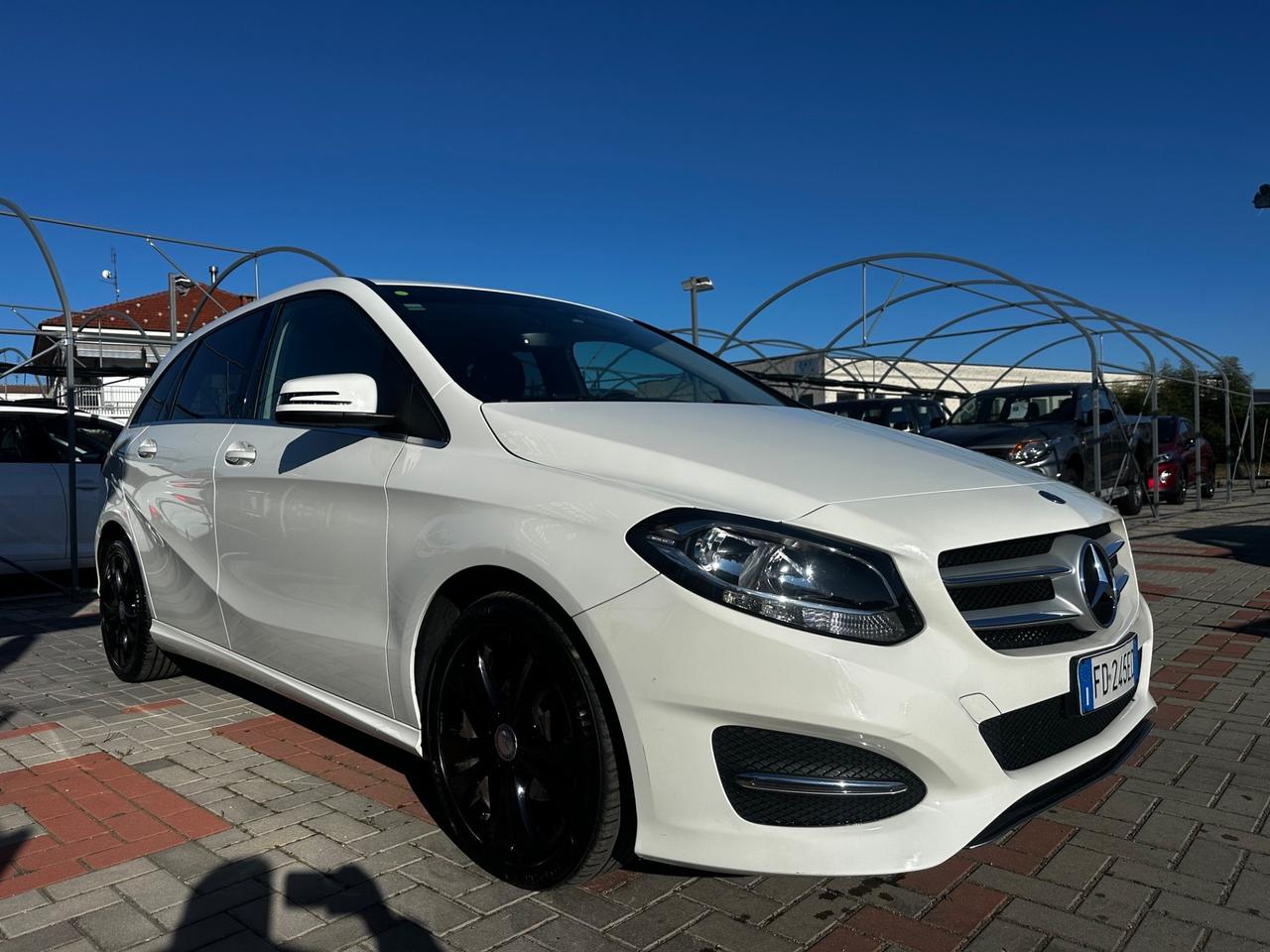 Mercedes-benz B 180D 109CV AUT. OK NEOPATENTATI