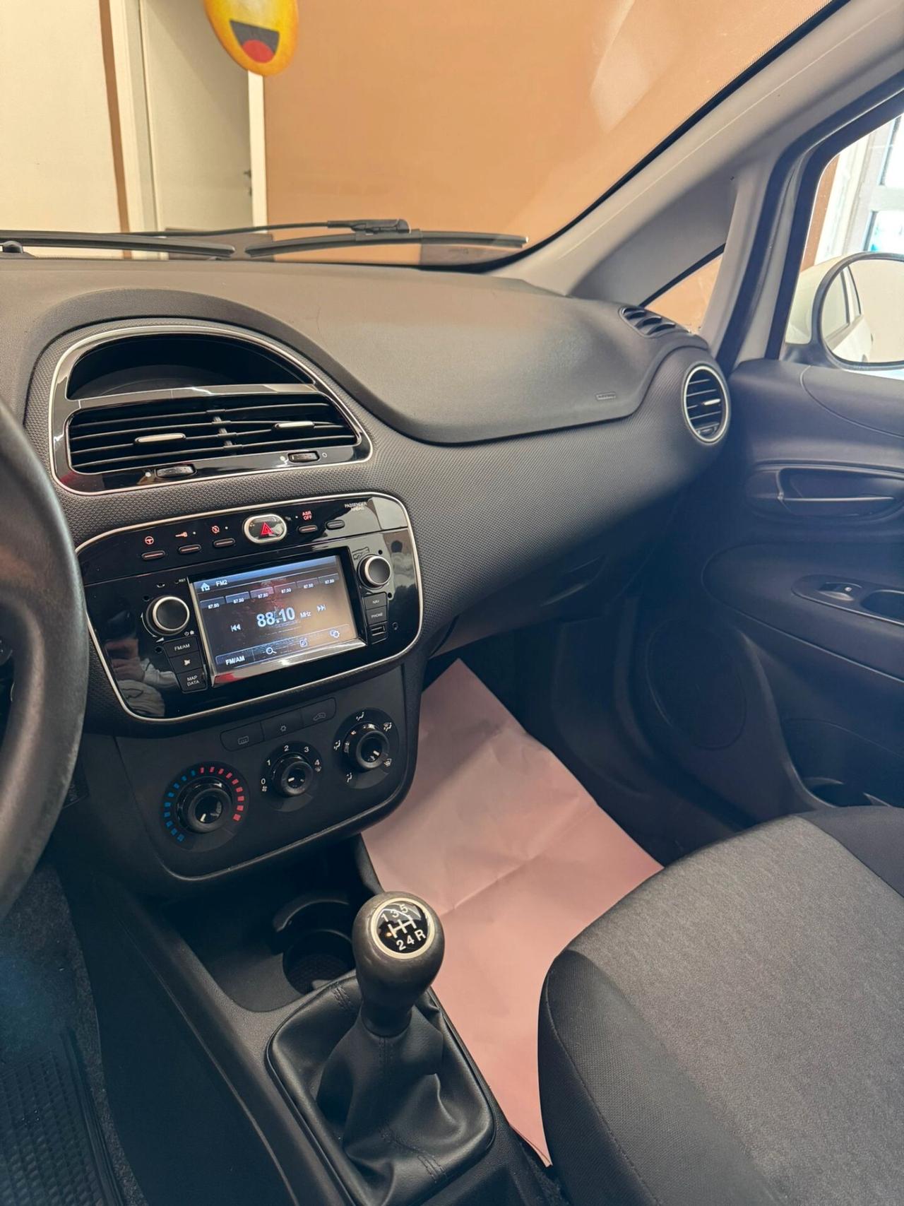 Fiat Punto 1.3 MJT II S&S 95 CV 5 porte Street