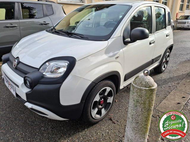 FIAT Panda 1.0 FireFly S&S Hybrid City Cross