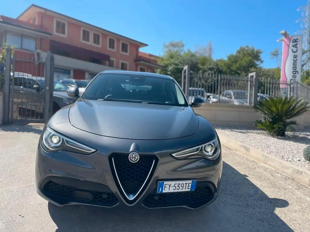 Alfa Romeo Stelvio 2.2 Turbodiesel 190 CV AT8 Q4 Executive