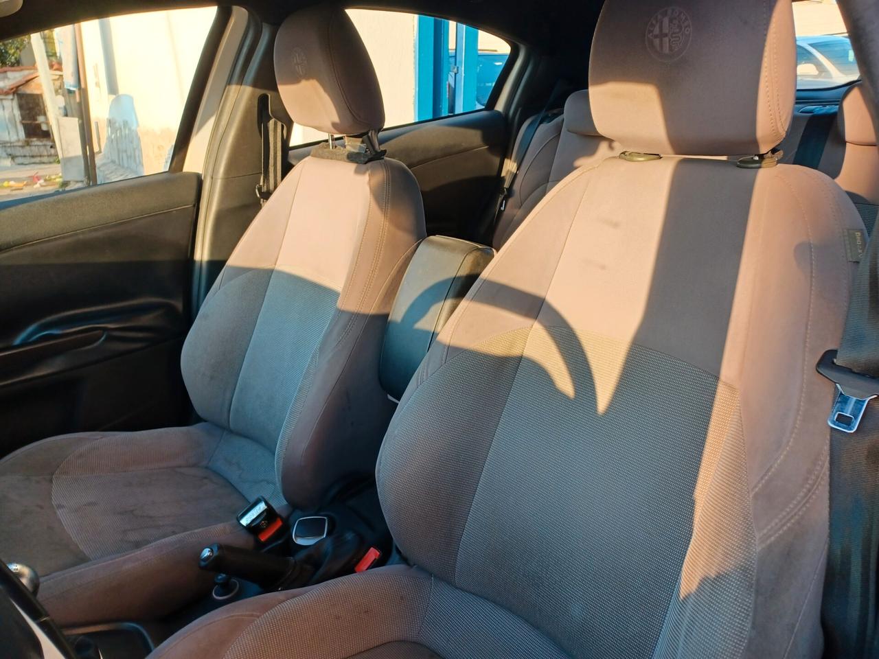 Alfa Romeo Giulietta 1.4 GPL Distinctive 2014