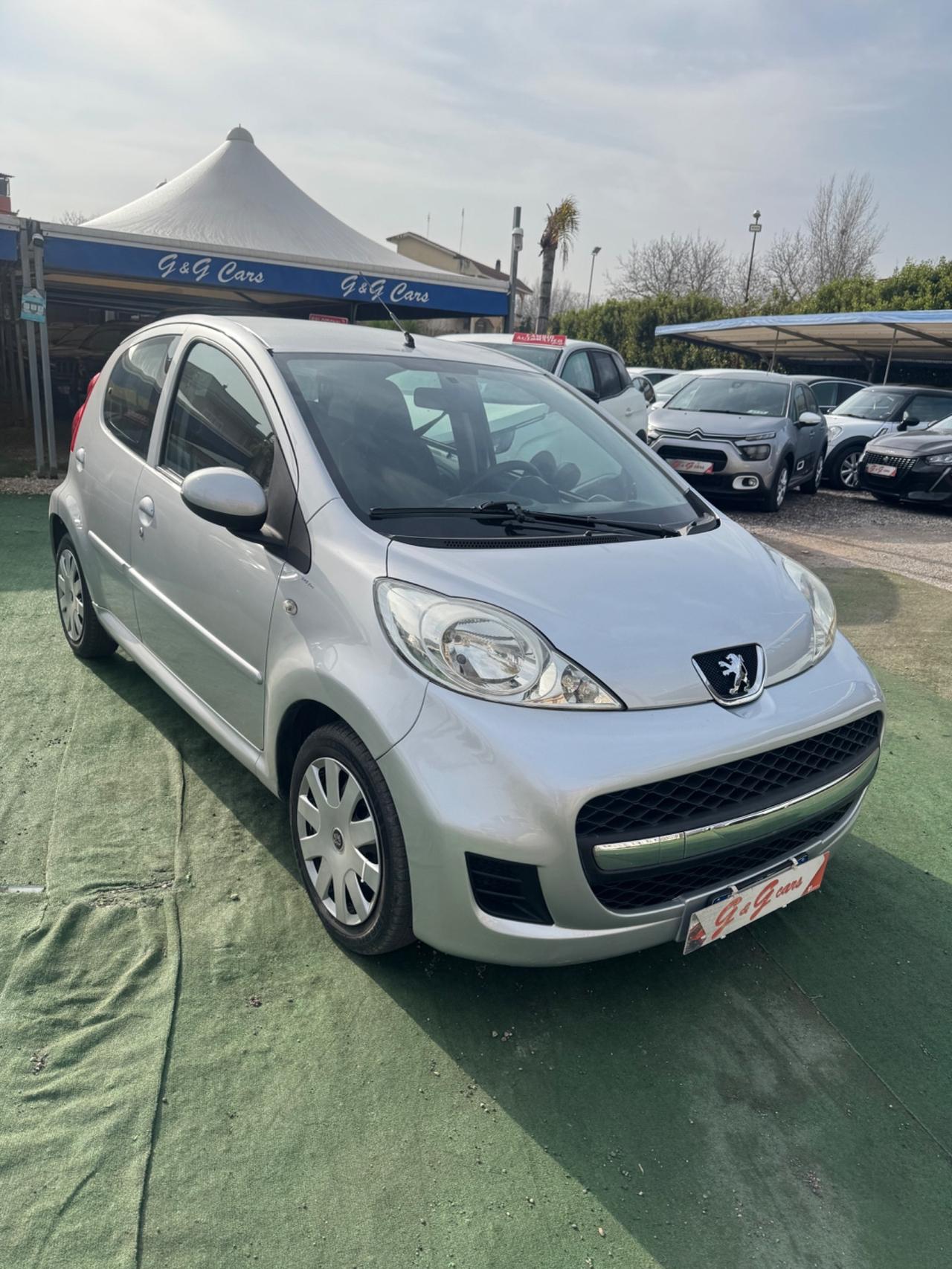 Peugeot 107 1.4 HDi 5p. Plaisir