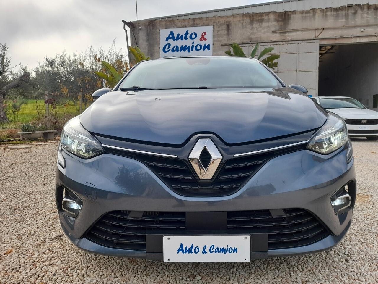 Renault Clio TCe 90 CV ok neopatentati anno 2022
