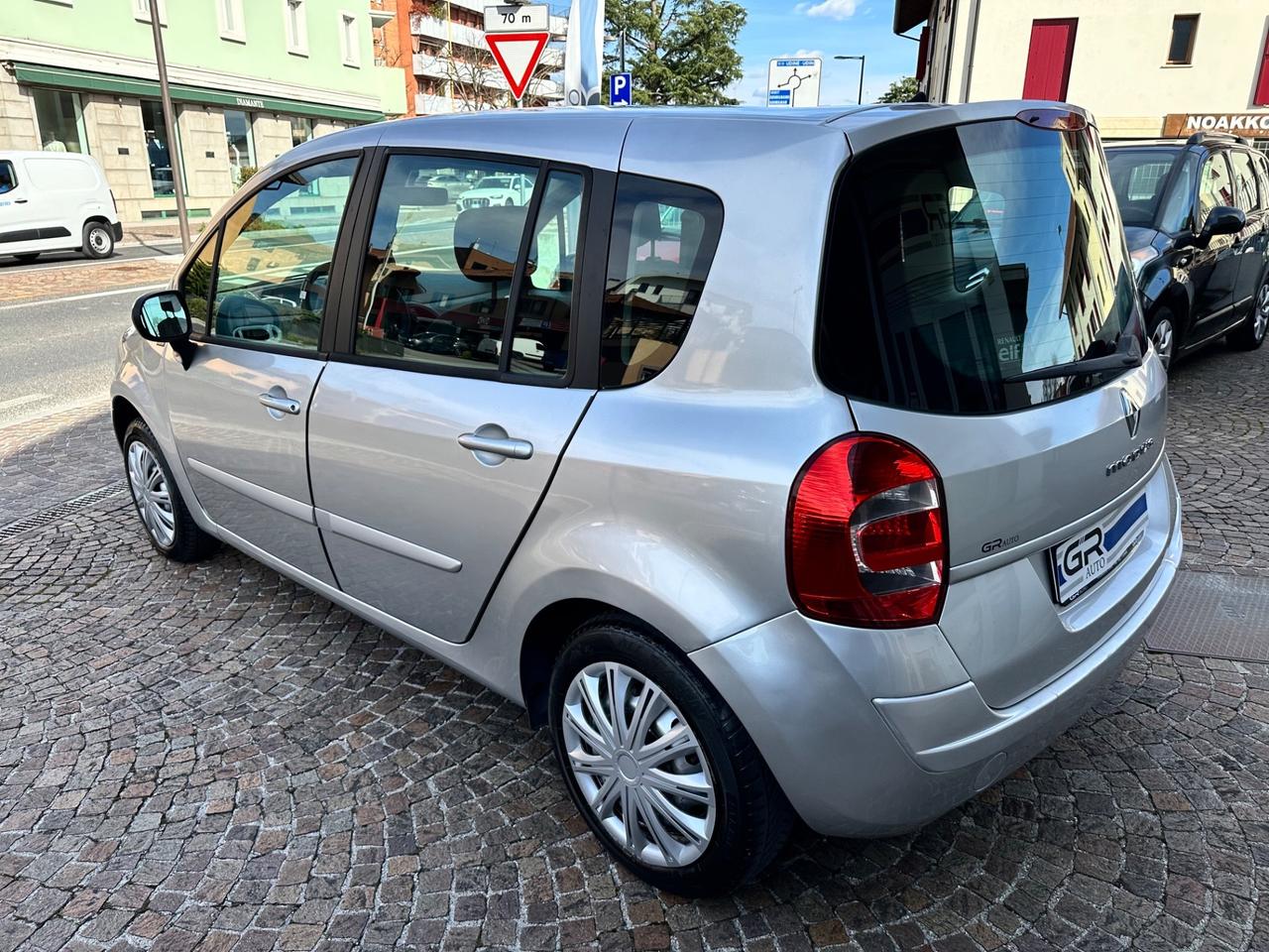 Renault Modus Grand 1.2Bz 75Cv 5P - Uniproprietario