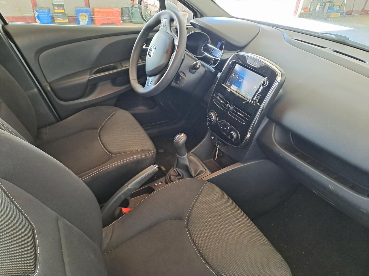 Renault Clio 1.2 75CV 5 porte Live