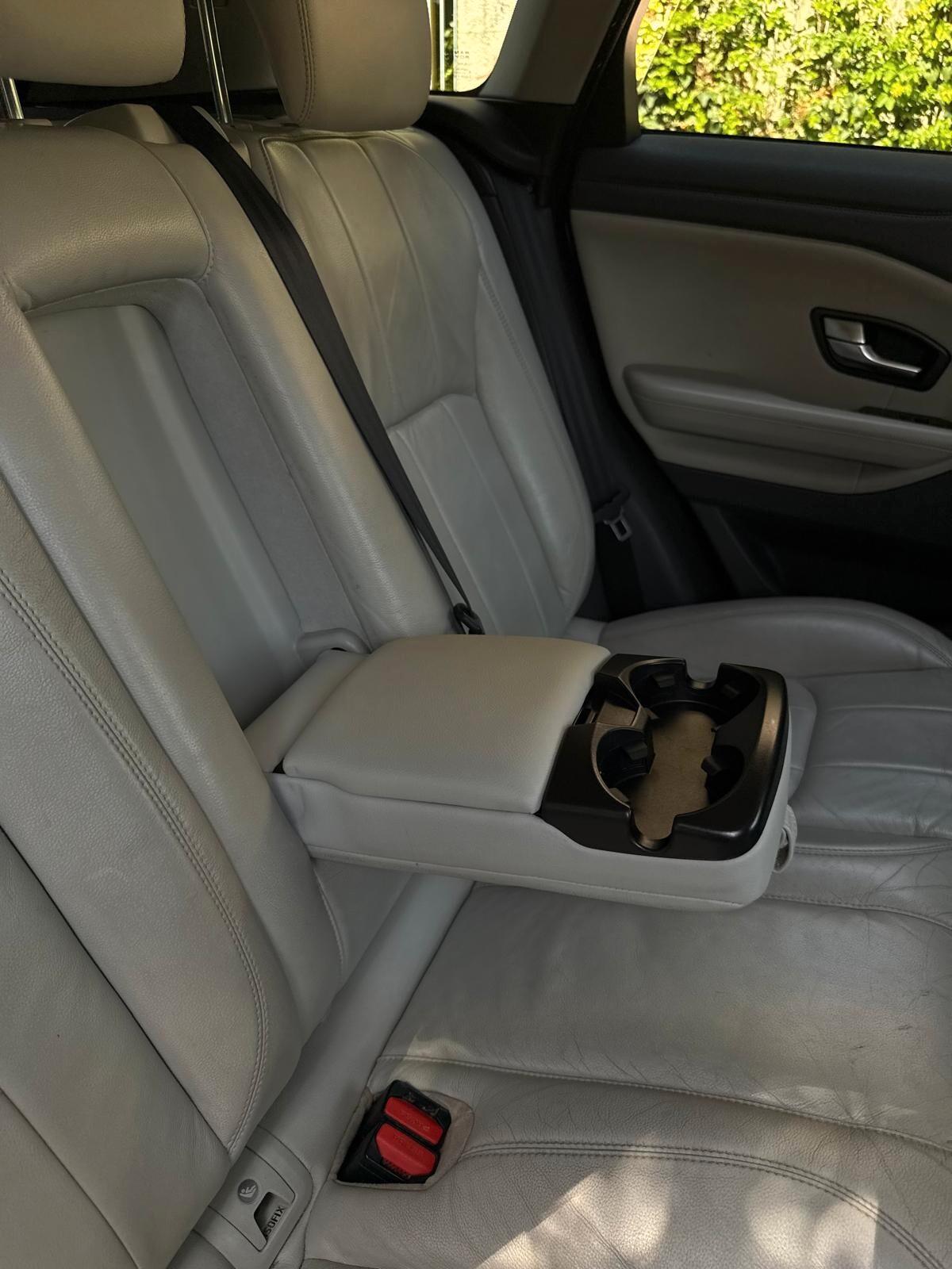 Land Rover Range Evoque 2.0 eD4 5p. Business Edition Premium Pure