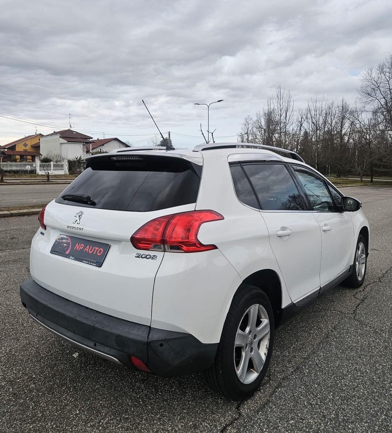 Peugeot 2008 BlueHdi