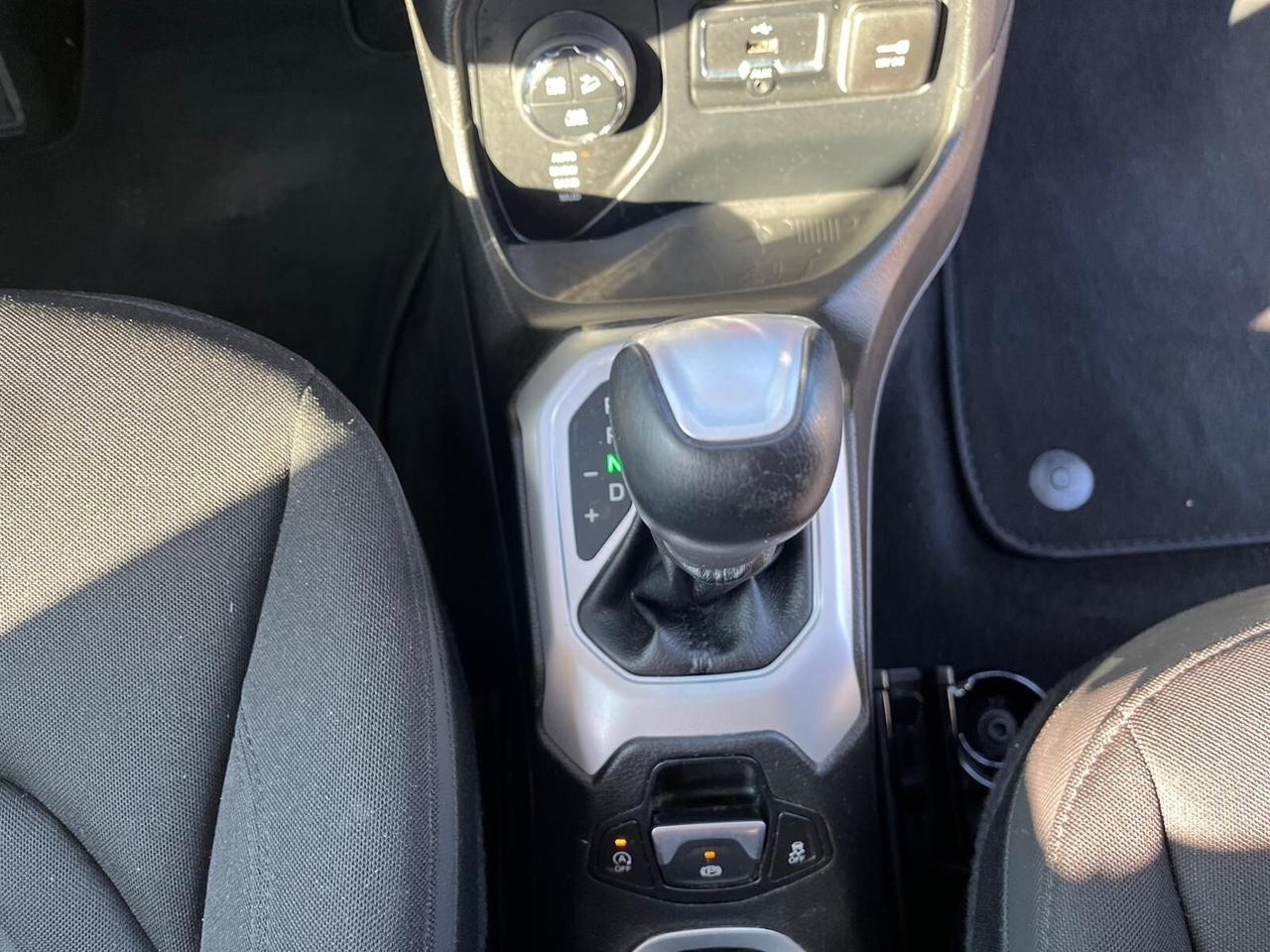 Jeep Renegade 4x4 -2.0 mjt camb/aut- limited -2015