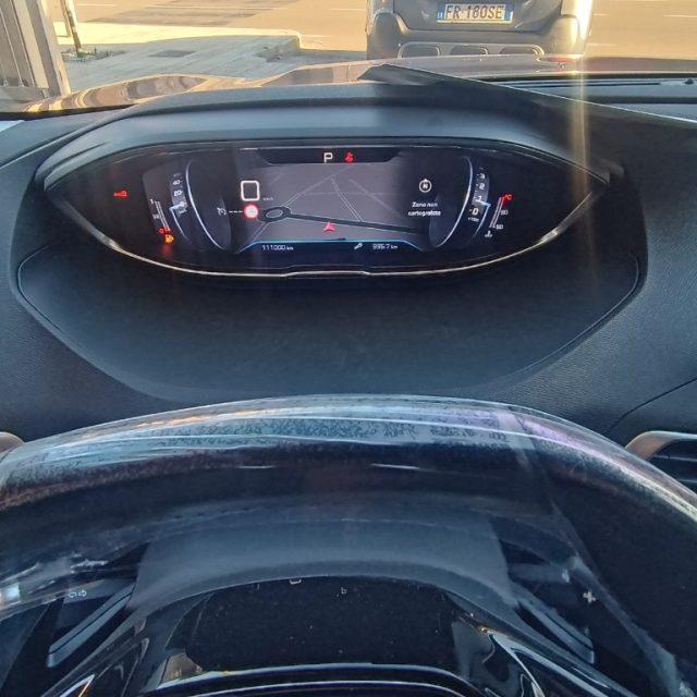 PEUGEOT 3008 BlueHDi 130 S&S EAT8 Active Business