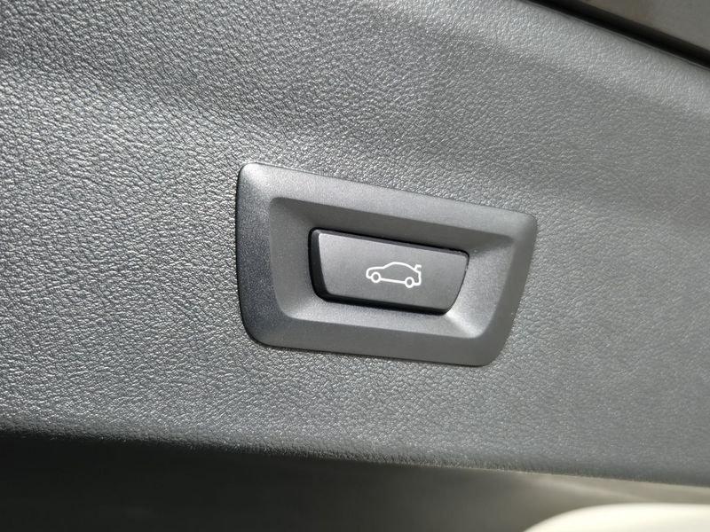 BMW X4 G02 2021 xdrive M40d mhev 48V auto