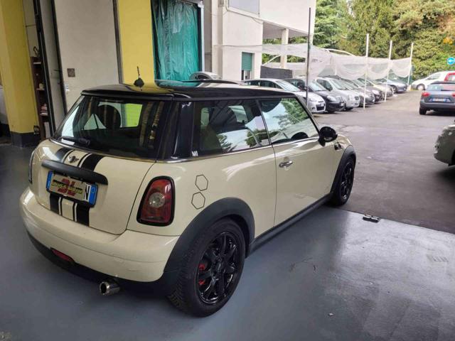 MINI Cooper D 1.6 16V Cooper D