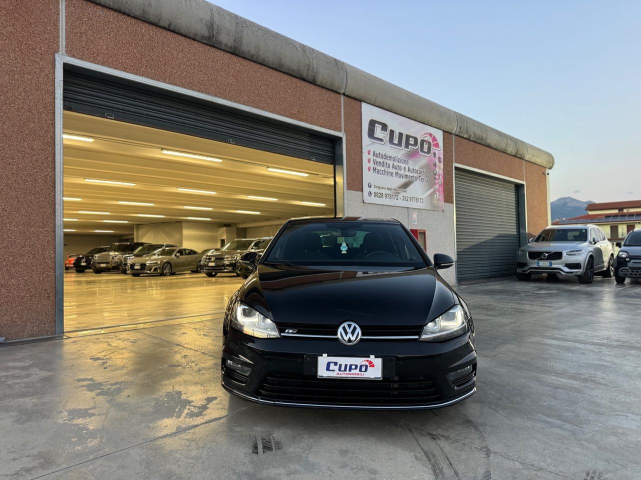 Volkswagen Golf 2.0 TDI 150cv 5p. Highline BlueMotion Technology R-Line