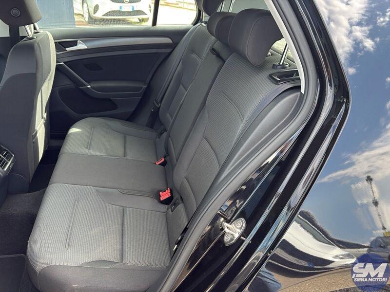 Volkswagen Golf 1.6 TDI Business BMT DSG