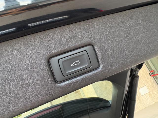AUDI Q5 2.0 TDI mHEV+ S tronic quattro Business Advanced