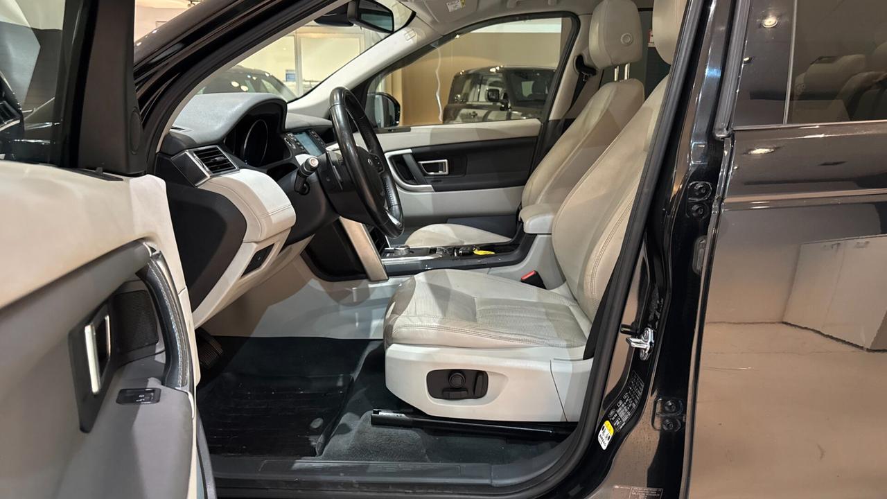 LAND ROVER DISCOVERY 7 POSTI 2.2D - 2015