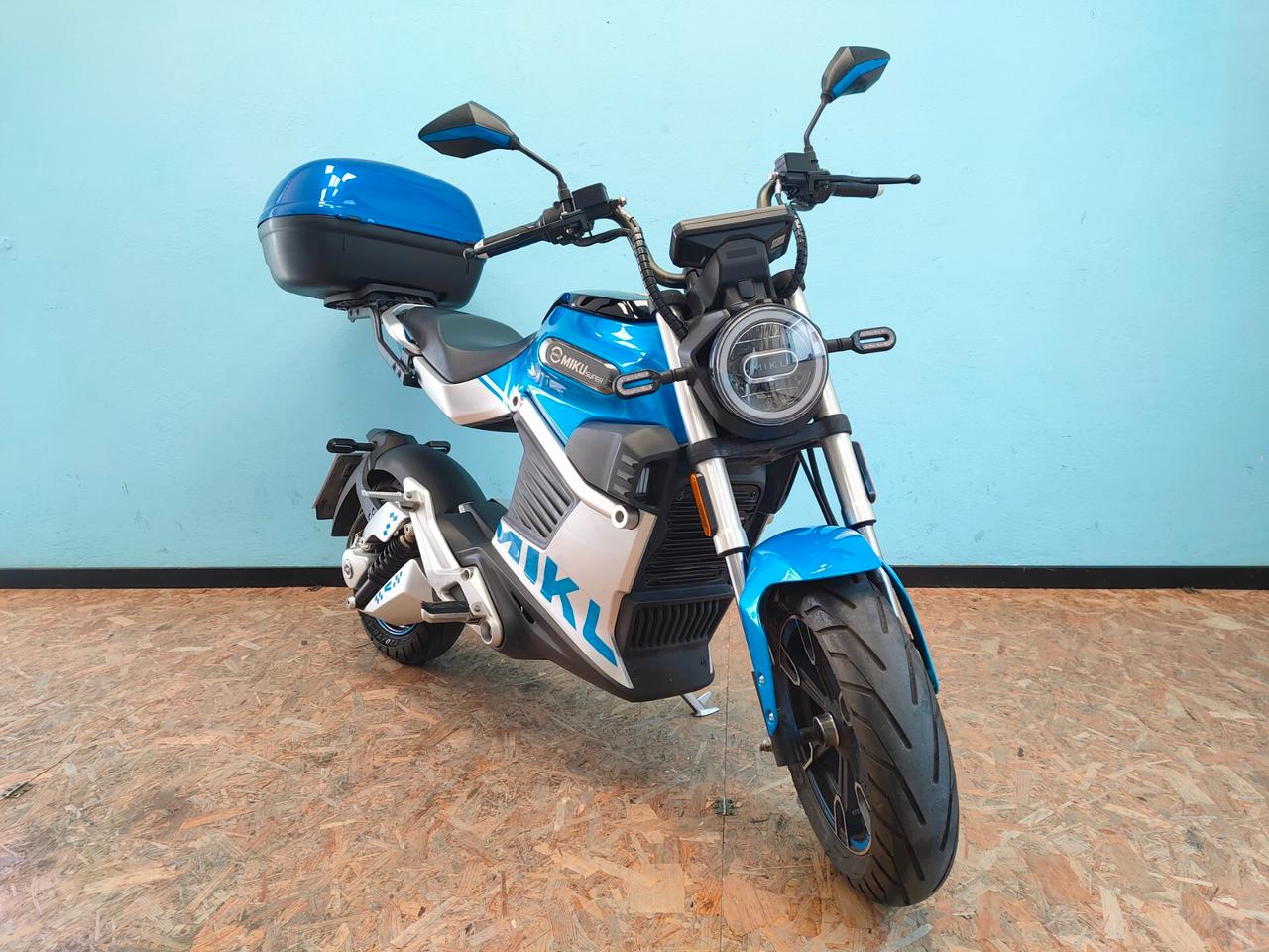 Sunra Miku Super iconico e performante
