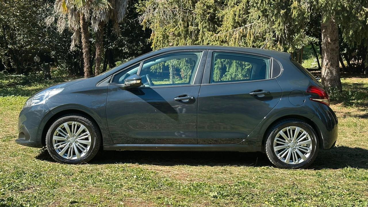 Peugeot 208 PureTech 82 5P Allure NEOP gpl 2018 LEGGI TESTO