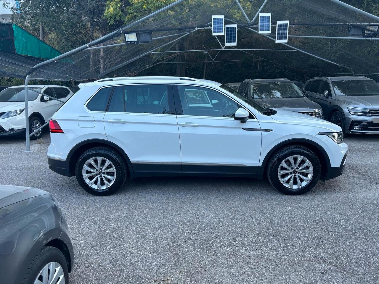 Volkswagen Tiguan 1.5 TSI ACT Life OK Neopatentati